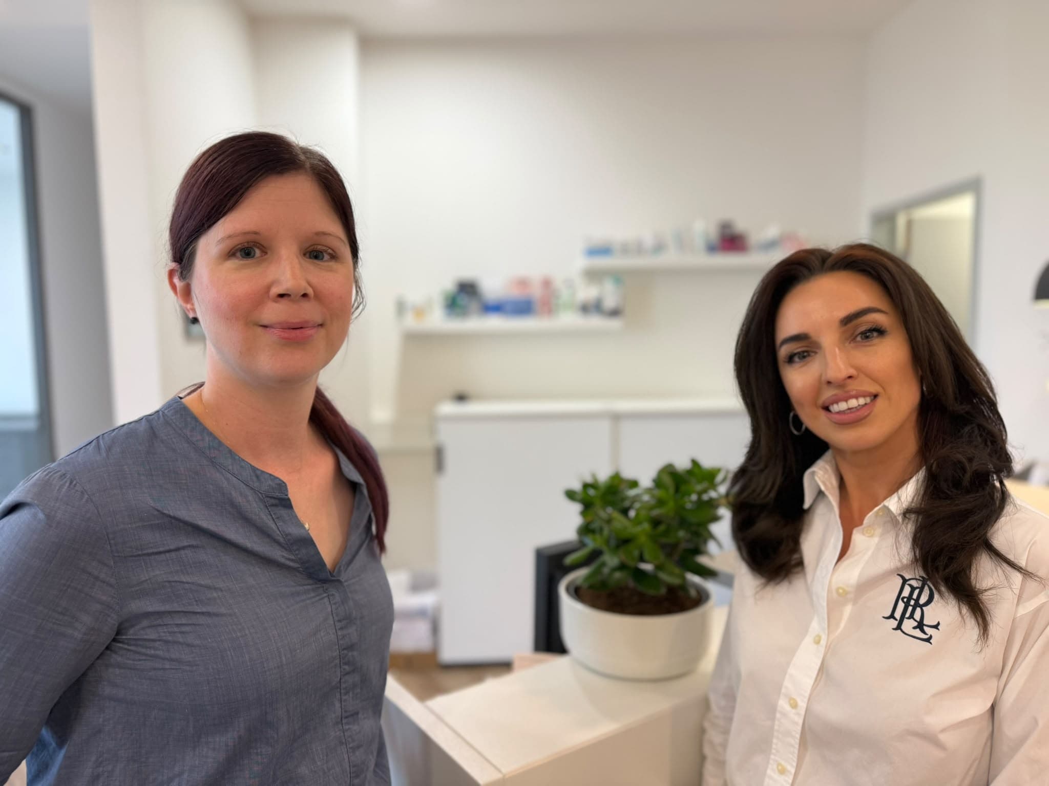 Der Empfang von Ruge Contactlinsen: Miriam Böwer und Yuliia Morhunova